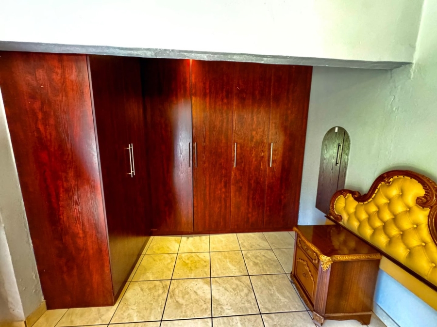 5 Bedroom Property for Sale in Potchefstroom North North West
